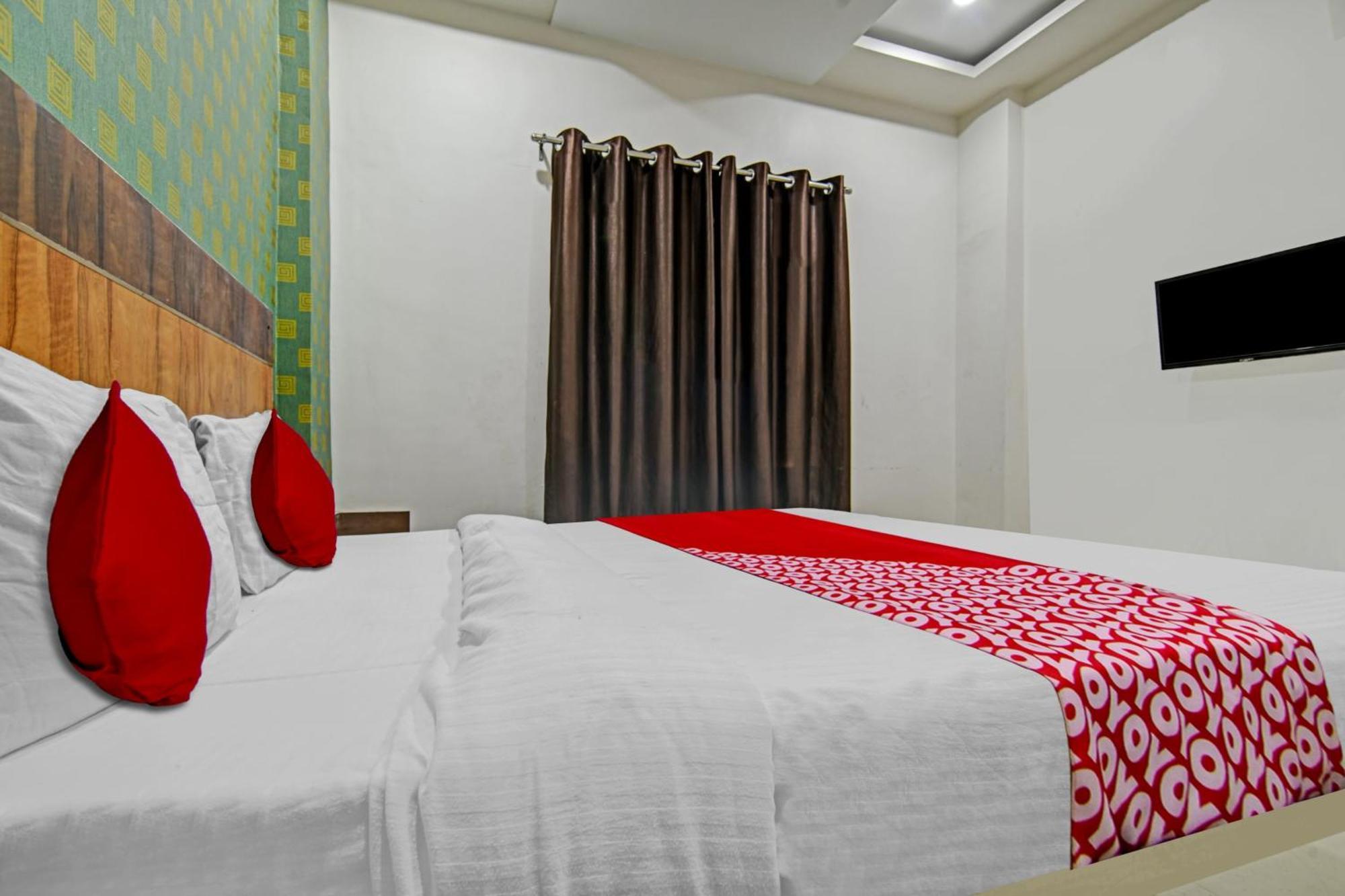 Hotel O Blue Wings Indore Ngoại thất bức ảnh