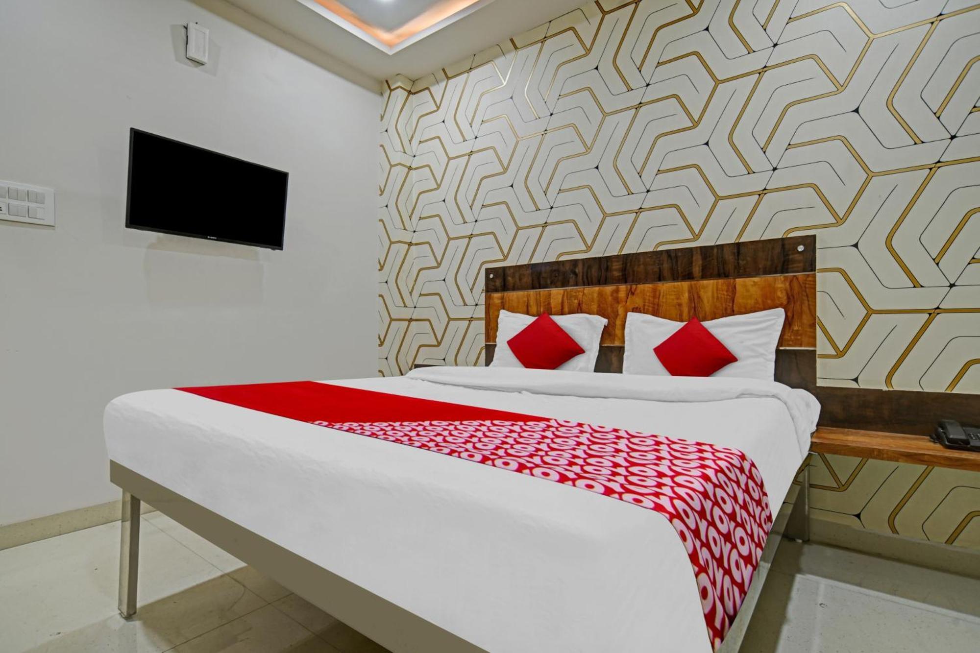 Hotel O Blue Wings Indore Ngoại thất bức ảnh