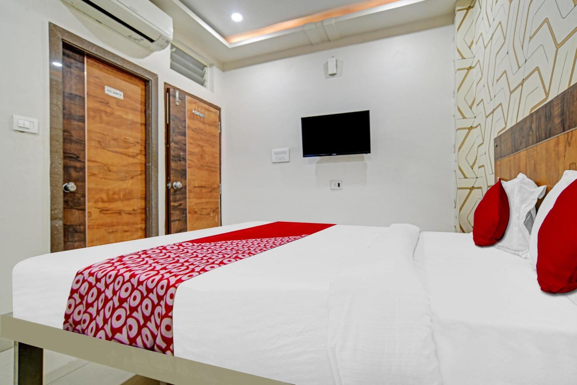 Hotel O Blue Wings Indore Ngoại thất bức ảnh